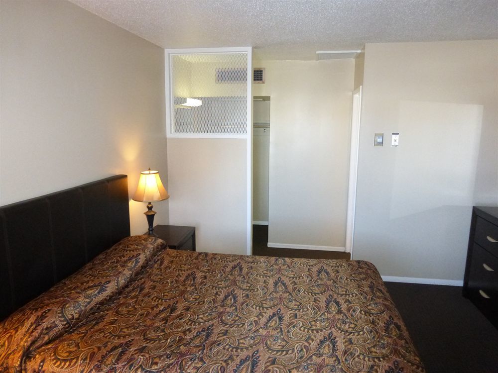 Travel Inn Laramie Ngoại thất bức ảnh