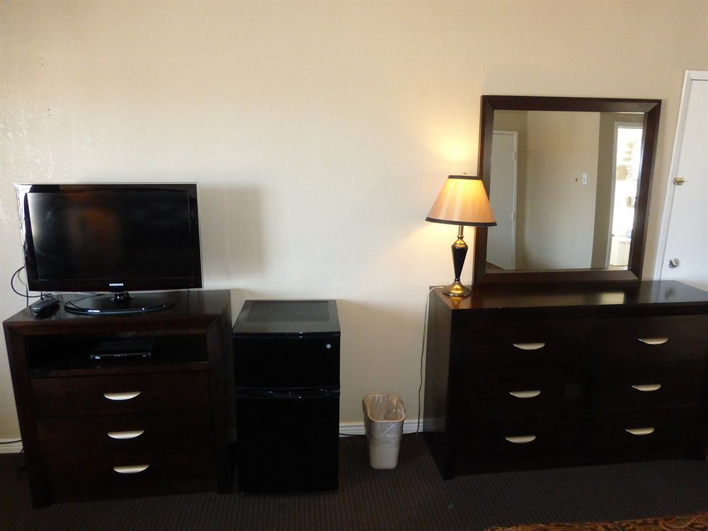 Travel Inn Laramie Ngoại thất bức ảnh