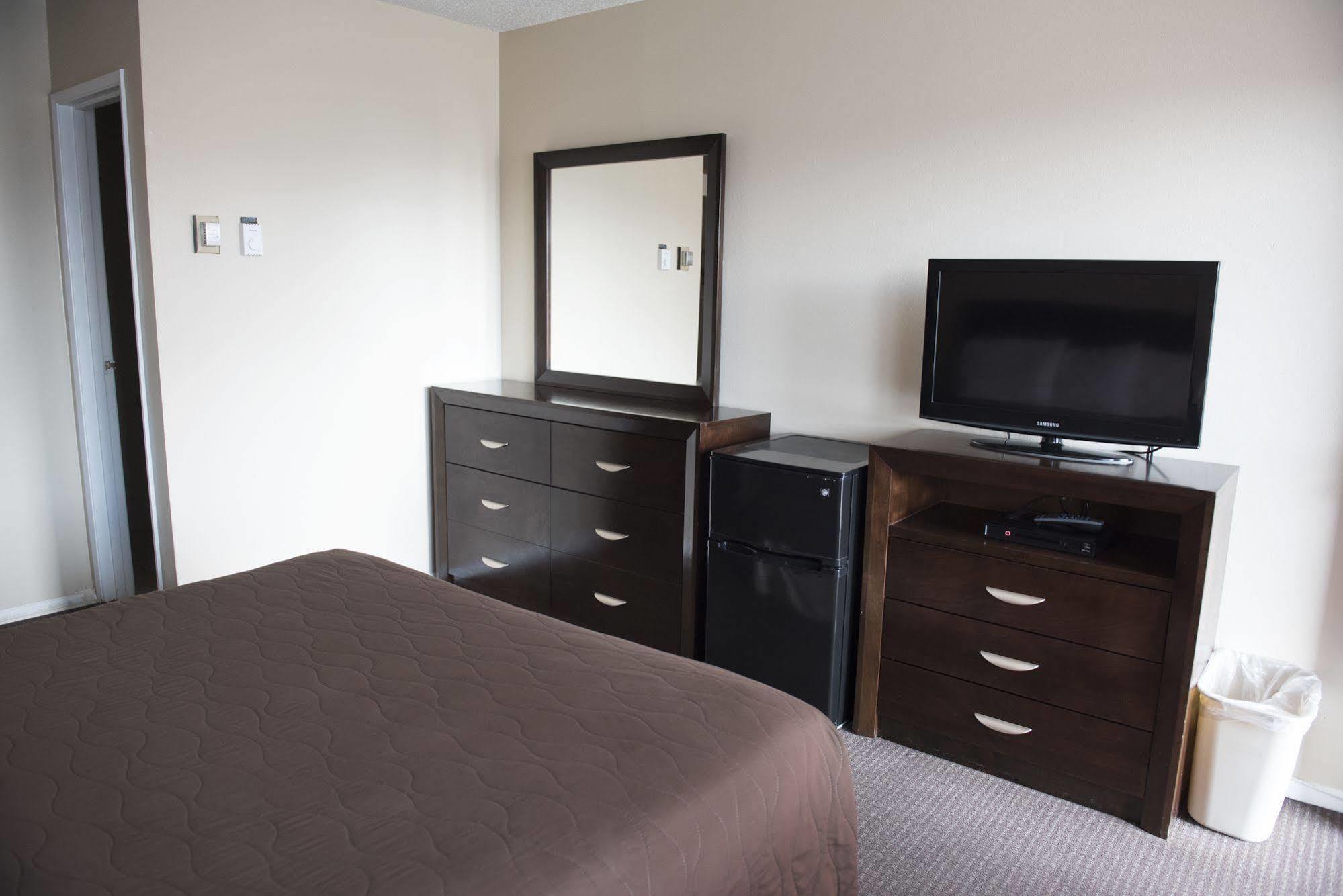 Travel Inn Laramie Ngoại thất bức ảnh